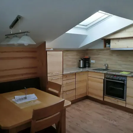 Gut Mitterlehen * Elsbethen